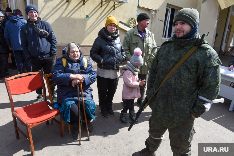 Российские военнослужащие понимают, что на Украине борются с нацизмом, считает генерал ФСБ Владимир Носов