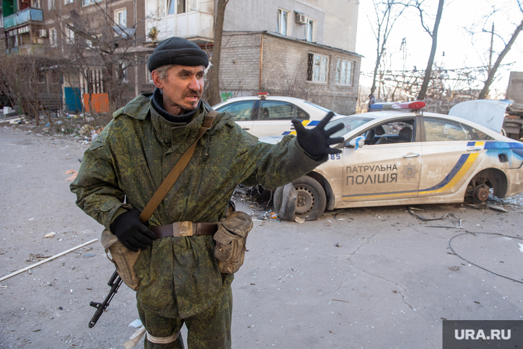Солдаты ДНР отвечают за порядок в освобожденных кварталах