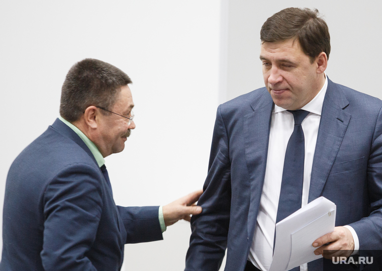 Требование депутатов отправить в отставку Игоря Морокова (слева) станет головоломкой для Евгения Куйвашева (справа)