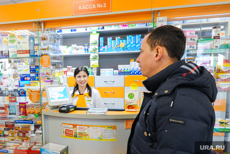 Лекарств, на которые в марте был ажиотаж, достаточно в аптеках по всей России