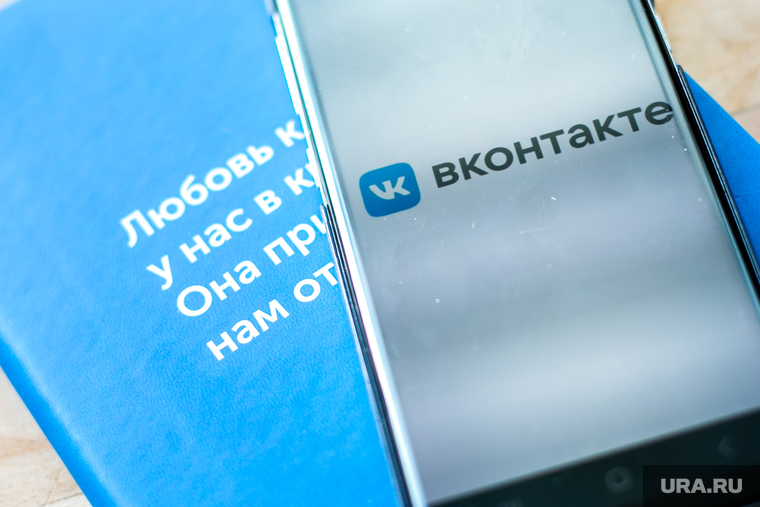 От блокировки иностранных соцсетей выиграли две площадки — «ВКонтакте» и Telegram