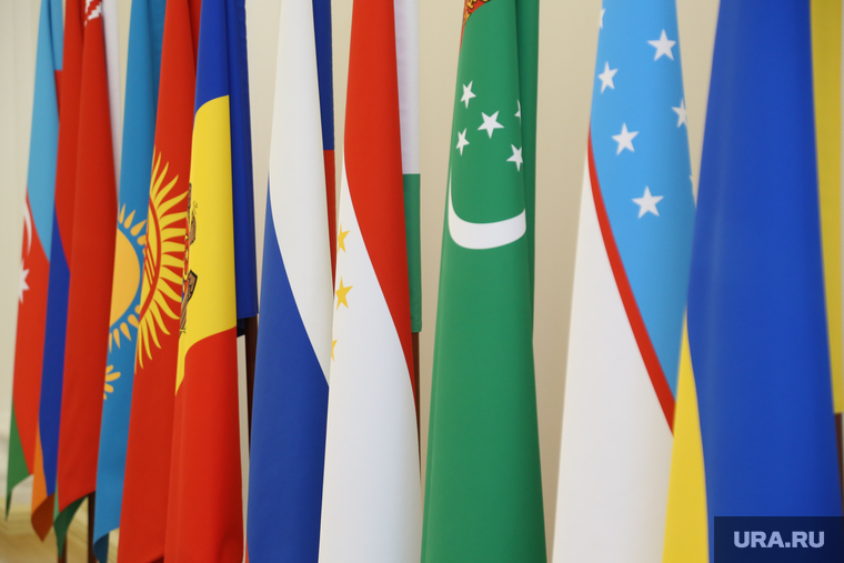 Туркмения довольно закрытая страна, в том числе в рамках СНГ, поэтому налаживание диалога с ней для России имеет серьезное значение, считают политологи