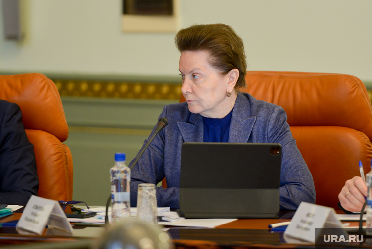 Губернатор ХМАО Наталья Комарова ищет виновных в скандале с детьми