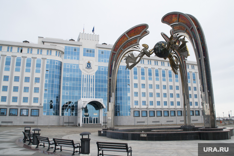 Здание правительства ЯНАО в Салехарде стало главной фотографией агентства ритуальных услуг