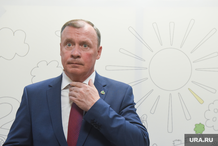 С начала 2021-го Алексей Орлов последовательно отстраняет депутатов от управления городом