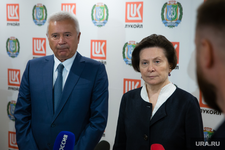 Губернатор Югры Наталья Комарова и основатель «Лукойла» Вагит Алекперов встретятся в Когалыме в конце октября