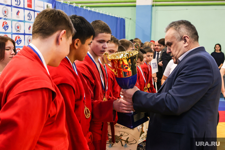 Победителям турниров вручили кубки «Динамо» и ценные призы