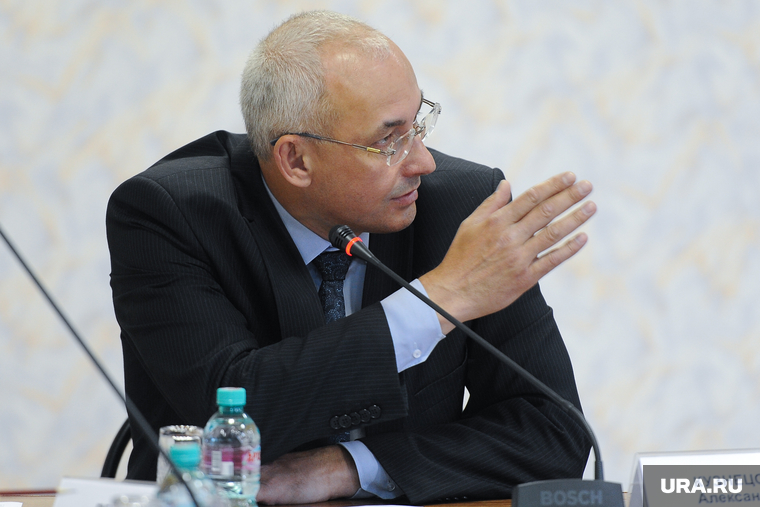Александр Кузнецов готовится к отставке