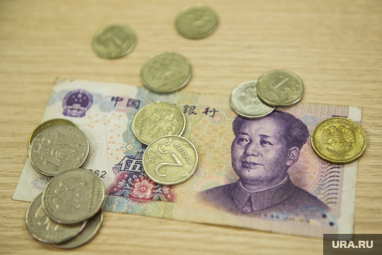Минфин и ЦБ начали распродавать юани из резервов для покрытия дефицита бюджета