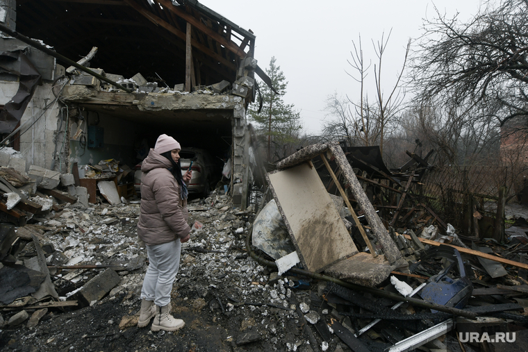 Жилищные проблемы пострадавших жителей приграничных территорий должны решаться оперативно, потребовал президент РФ Владимир Путин