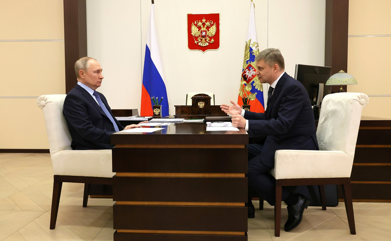 Президент РФ Владимир Путин на днях встретился с гендиректором РЖД Олегом Белозеровым