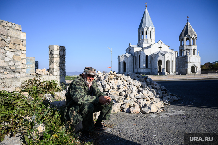 Россия пытается помочь урегулировать Карабахский конфликт, но не все от нее зависит