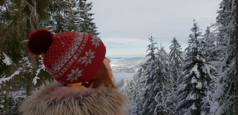 На Урале Ирина наслаждается зимой