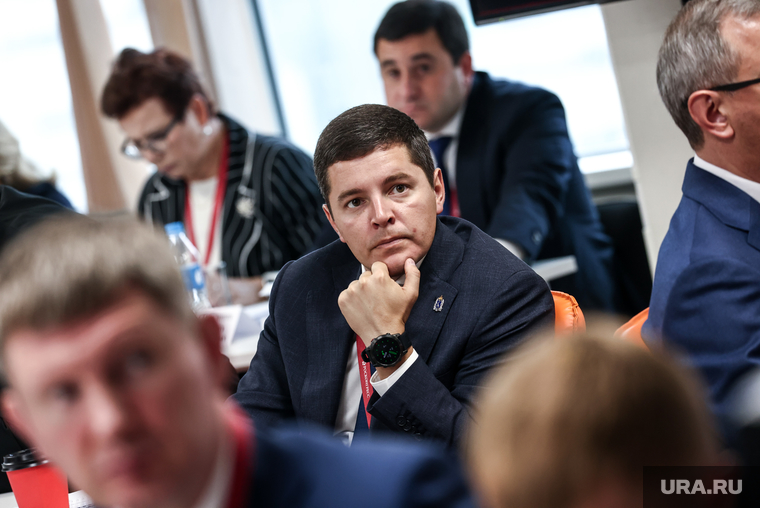 Артюхов решил провести проверку инцидента с главой ямальского ЗАГС