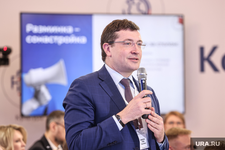 Нижегородский губернатор Глеб Никитин лоббирует изменение пошлин на ввоз импортных автомобилей — это позволит поддержать ГАЗ, расположенный в его регионе