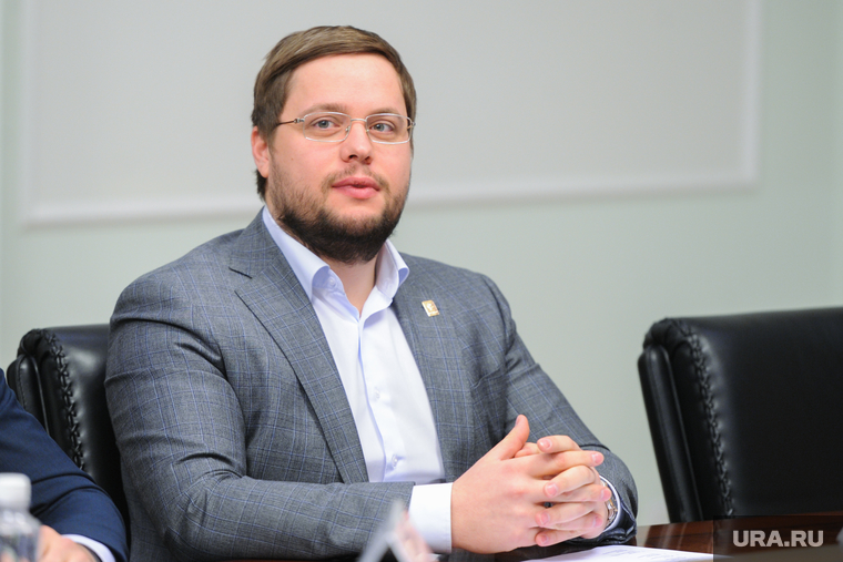 Павел Журавский согласился выдвинуть на выборы своего менеджера
