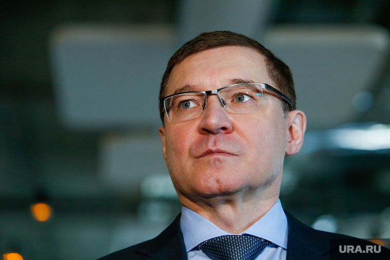 Владимира Якушева интересовала судьба сотрудников и осужденных сгоревшей колонии