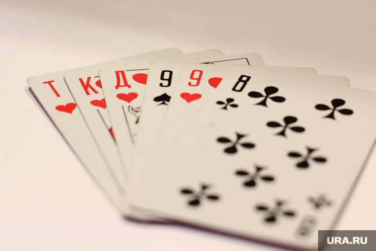 Бридж — единственная карточная игра, признанная МОК в качестве вида спорта