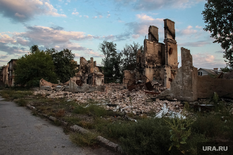 Под завалами в городе до сих пор находят погибших