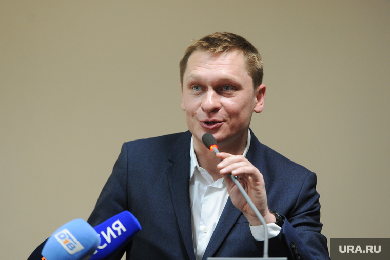 Павел Крутолапов решил стать свободным художником