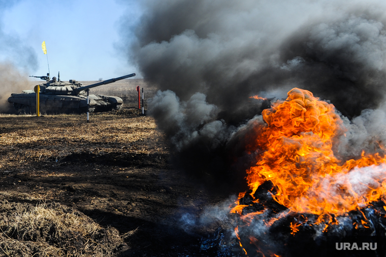 Весь мир наблюдает за тем, как на украинских полях горит натовская техника, сказал президент Владимир Путин
