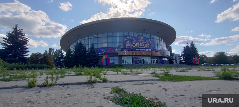 Луганский государственный цирк остается одним из главных центров притяжения жителей ЛНР