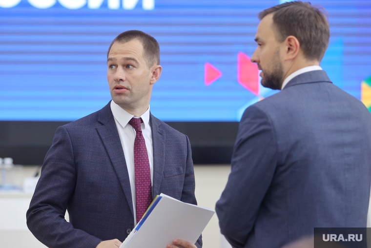 Бывший замгубернатора Владимир Архипов ищет новую работу