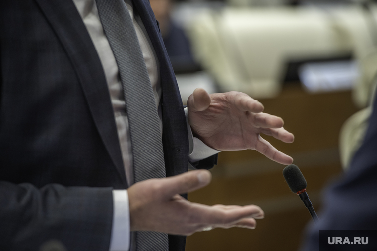 Поговаривают, что югорские политтехнологи нашли способ бороться с плакатными войнами