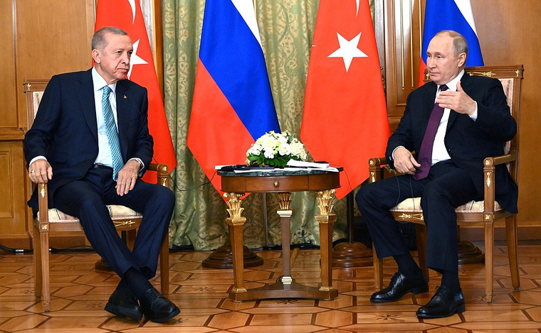 Эрдоган вынужден был согласиться с аргументами Путина по зерновой сделке и принять условия по новой инициативе
