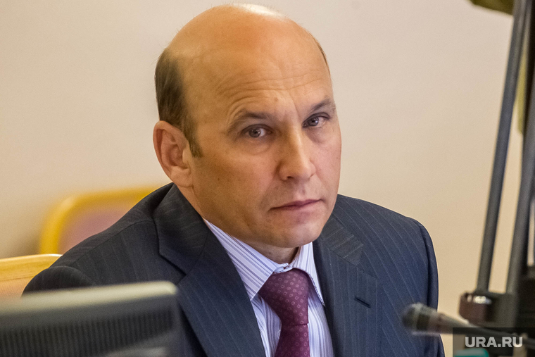 Александр Моор справился без своего бывшего вице-губернатора Сарычева на этих выборах