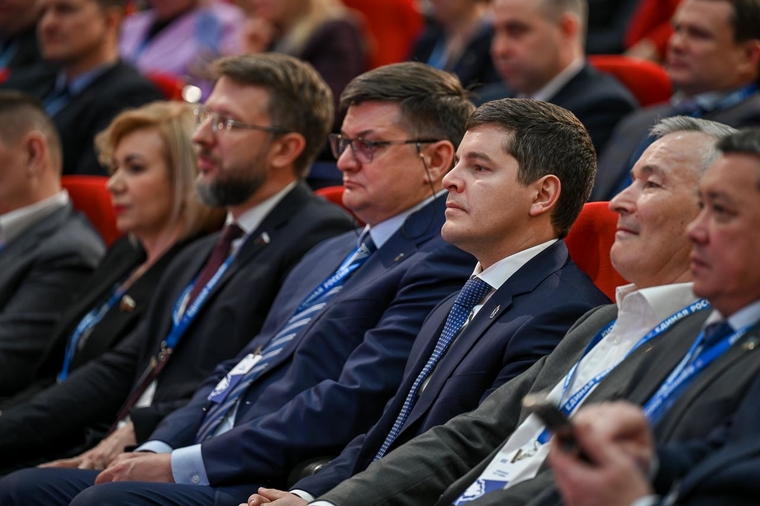 Артюхов сформировал сильную команду
