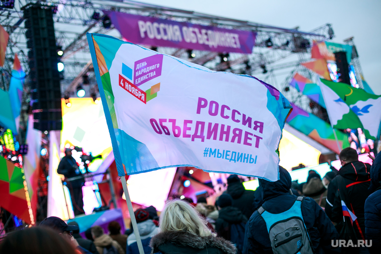 Внешние угрозы показали важность праздника для россиян