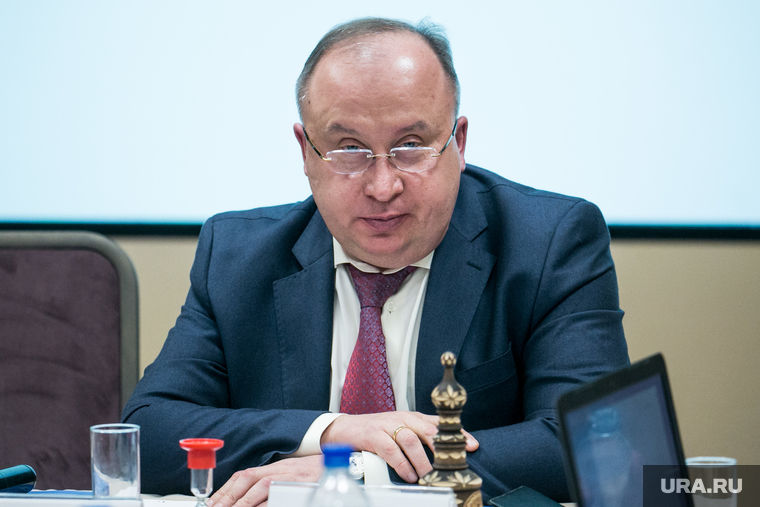 Тема будущего России является ключевой для президента, отметил первый зампредседателя Изборского клуба Олег Розанов