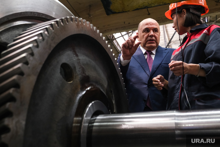 Премьер Михаил Мишустин весь 2023 год занимался продвижением идеи технологического суверенитета. Он лично посещал самые разные предприятия, общался с их руководством и рабочими. Перед правительством Мишустина западные санкции поставили серьезный вызов — вывести российскую экономику на совершенно новый уровень.
