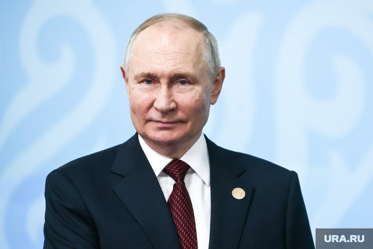 Путин на встрече с членами СПЧ заявил, что статус многодетности должен быть всероссийским, а не локальным