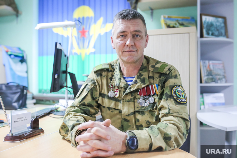 После демобилизации Павел Кухаронак продолжает помогать фронту, но уже как волонтер