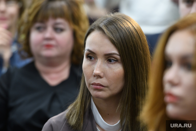 Ранее Юлию Хусаинову «отправляли» в библиотеку