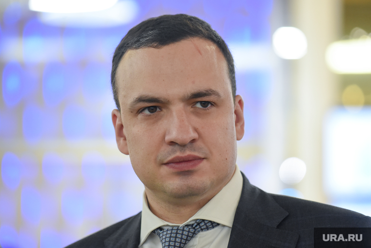 Считается, что с задачей по стенду на ВДНХ Дмитрий Ионин справился