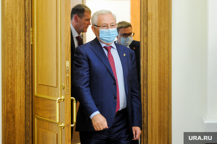 Карьер семьи Юрия Карликанова доставляет неприятности горожанам