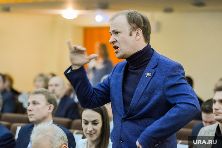 Владимир Корнев перестал выступать на сессиях