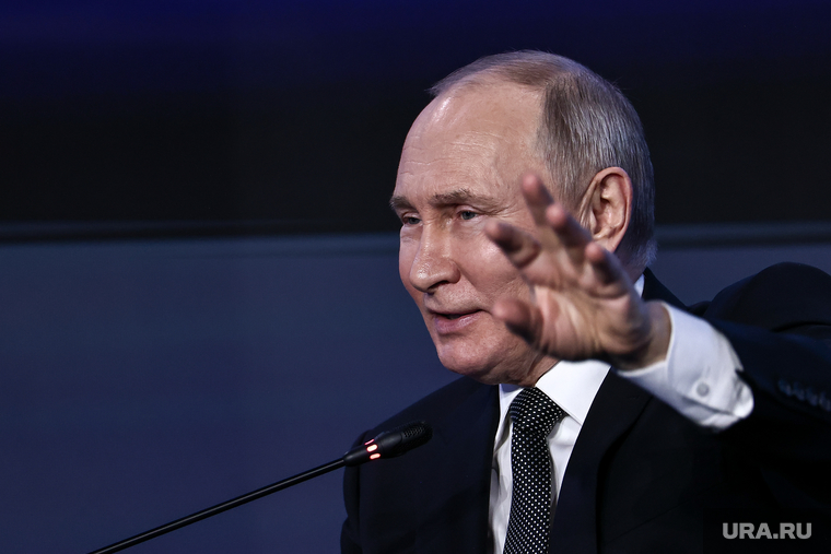 Владимир Путин был в Свердловской области 15 февраля