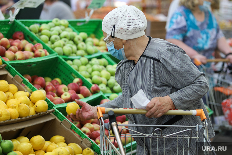 Пенсионерка пожаловалась на высокие цены в продуктовых магазинах