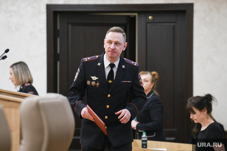 Еще недавно Александр Кашигин отчитывался перед депутатами
