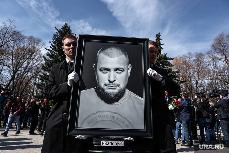В организации, например, теракта, в котором погиб военкор Владлен Татарский, Киев признался