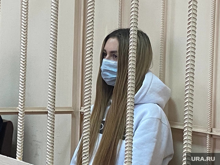 Полина Иосифова активно сотрудничает со следствием
