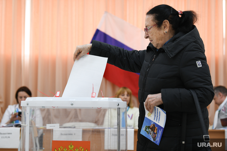 Сетов оценил шансы глав Астраханской и Волгоградской областей, попросивших у Путина поддержки перед губернаторскими выборами