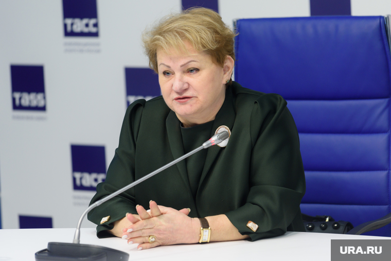 Светлану Учайкину и саму называли претендентом в руководители ТЮЗа