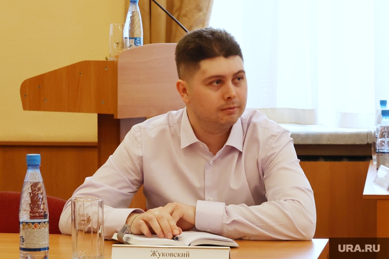 Дмитрий Жуковский забрал документы с конкурса на пост мэра