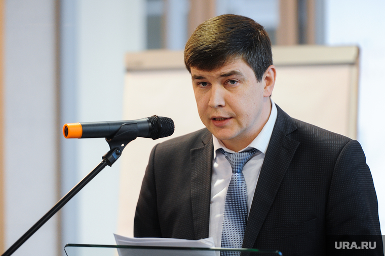 Михаил Кнауб имеет шанс избавиться от приставки «и.о»