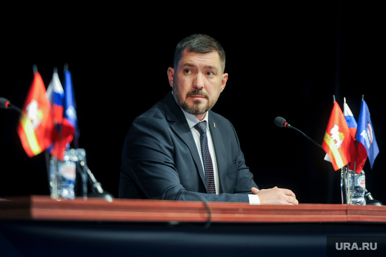 Денис Моисеев станет партийным «паровозом»
